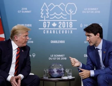 Απέρριψαν το κοινό ανακοινωθέν των G7 οι ΗΠΑ - Επιμένει στην σκληρή γραμμή κατά Ά. Μέρκελ ο Ντ. Τραμπ (φωτό, βίντεο)